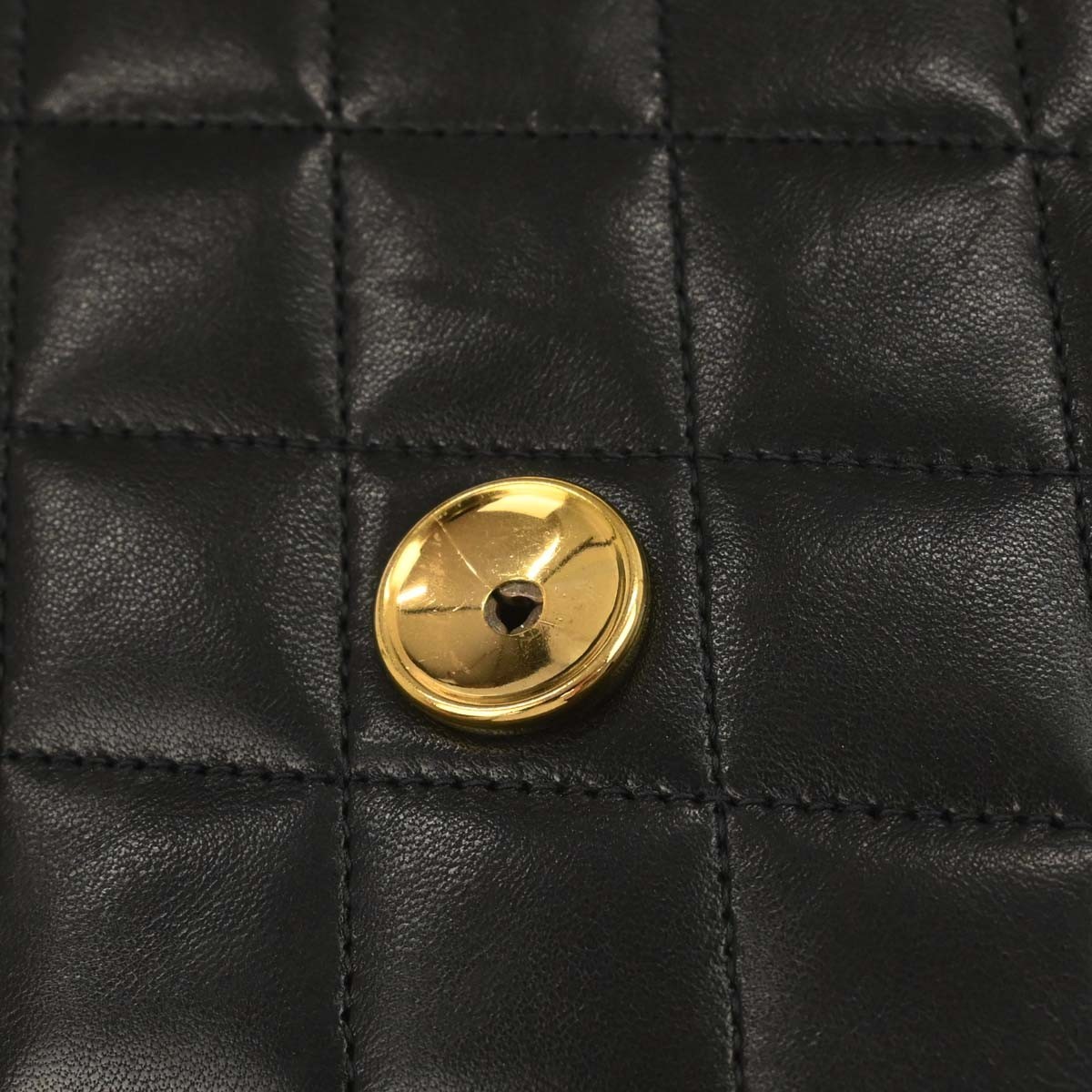 CHANEL シャネル フラップ ショルダーバッグ ラージ ラムスキン マトラッセ ブラック ゴールド金具