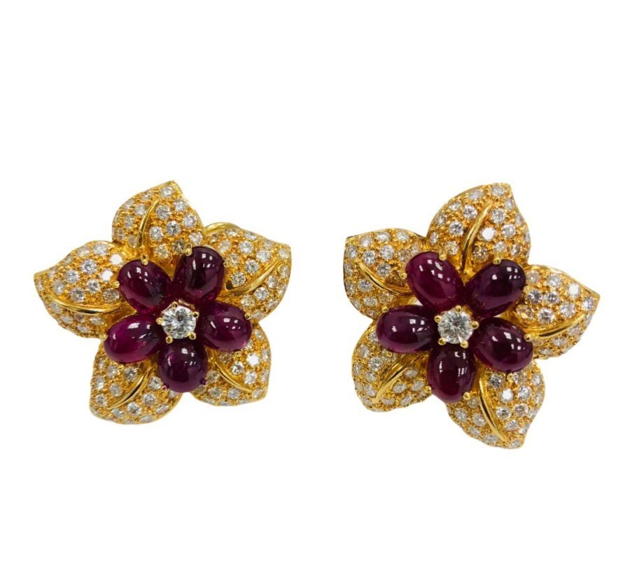 ルビー、ダイヤモンド、18K フラワーピアス