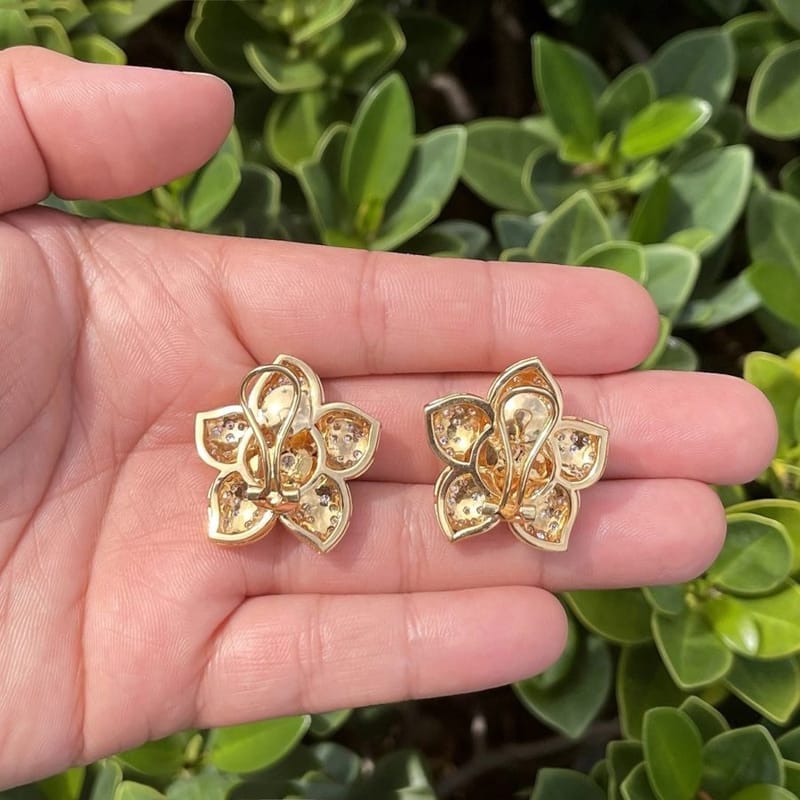 ルビー、ダイヤモンド、18K フラワーピアス