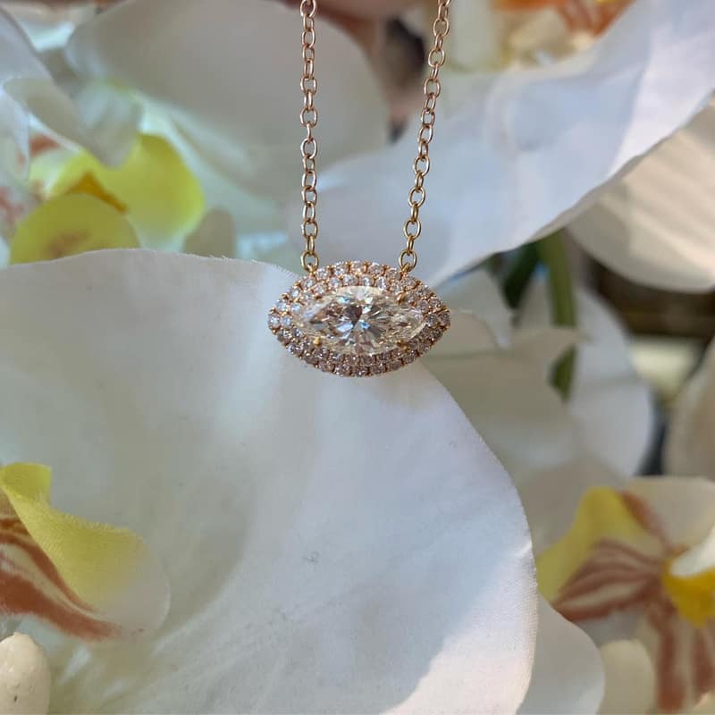 1.11カラットマーキスペンダント18K ローズゴールドのネックレス