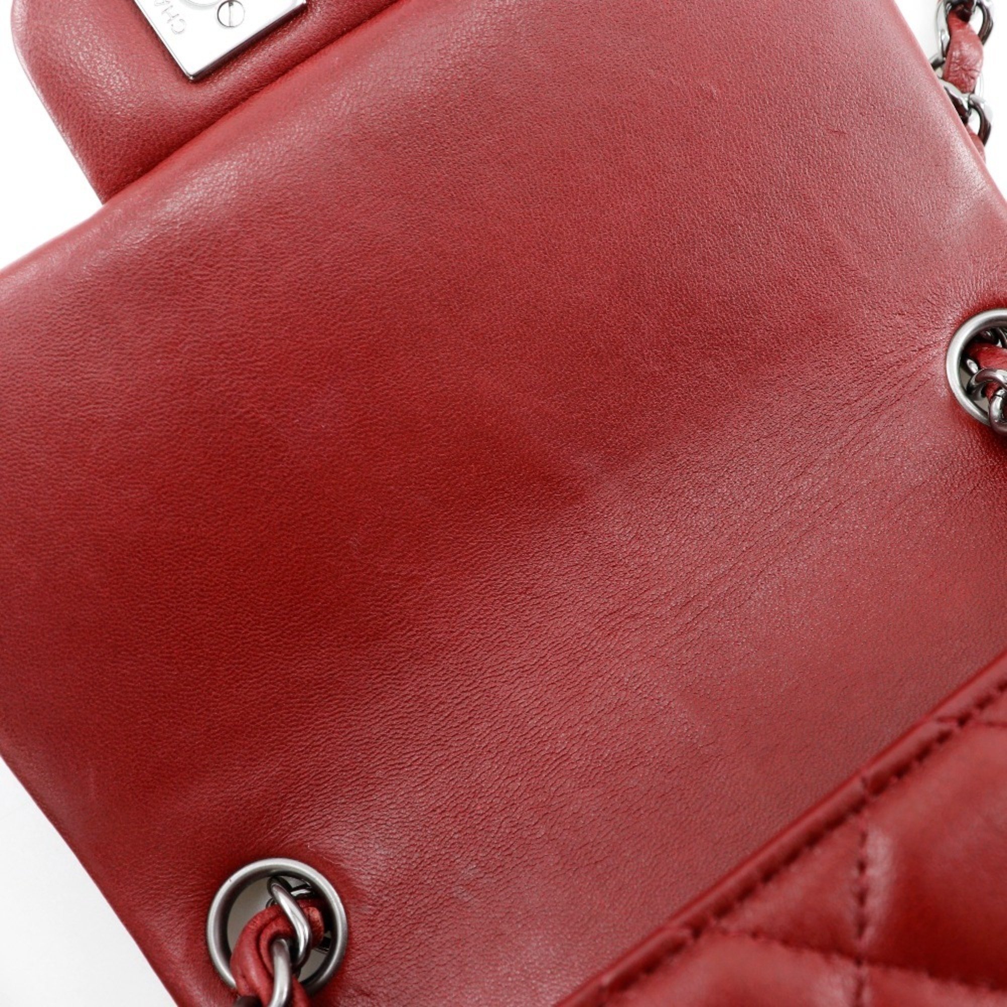 CHANEL タイムレス ミニ スクエア フラップバッグ レッド