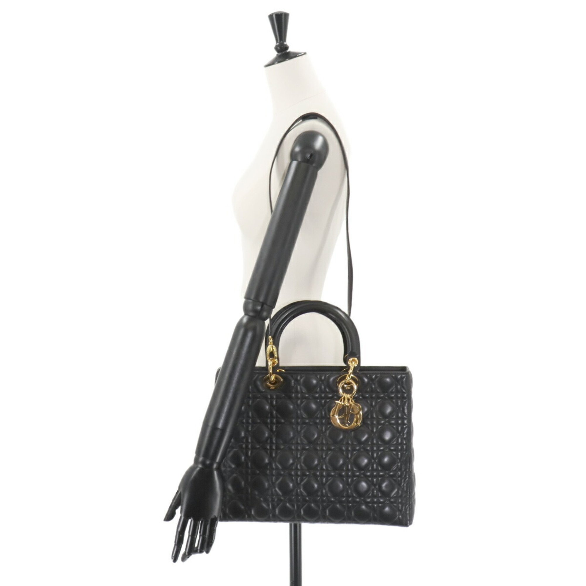 Christian Dior レディ ディオール バッグ ラージ ブラック カナージュ ラムスキン