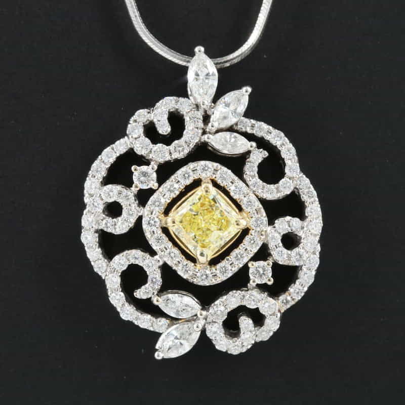 18K ファンシー イエロー クッション ダイヤモンド フラワー ミックス シェイプ ペンダント
