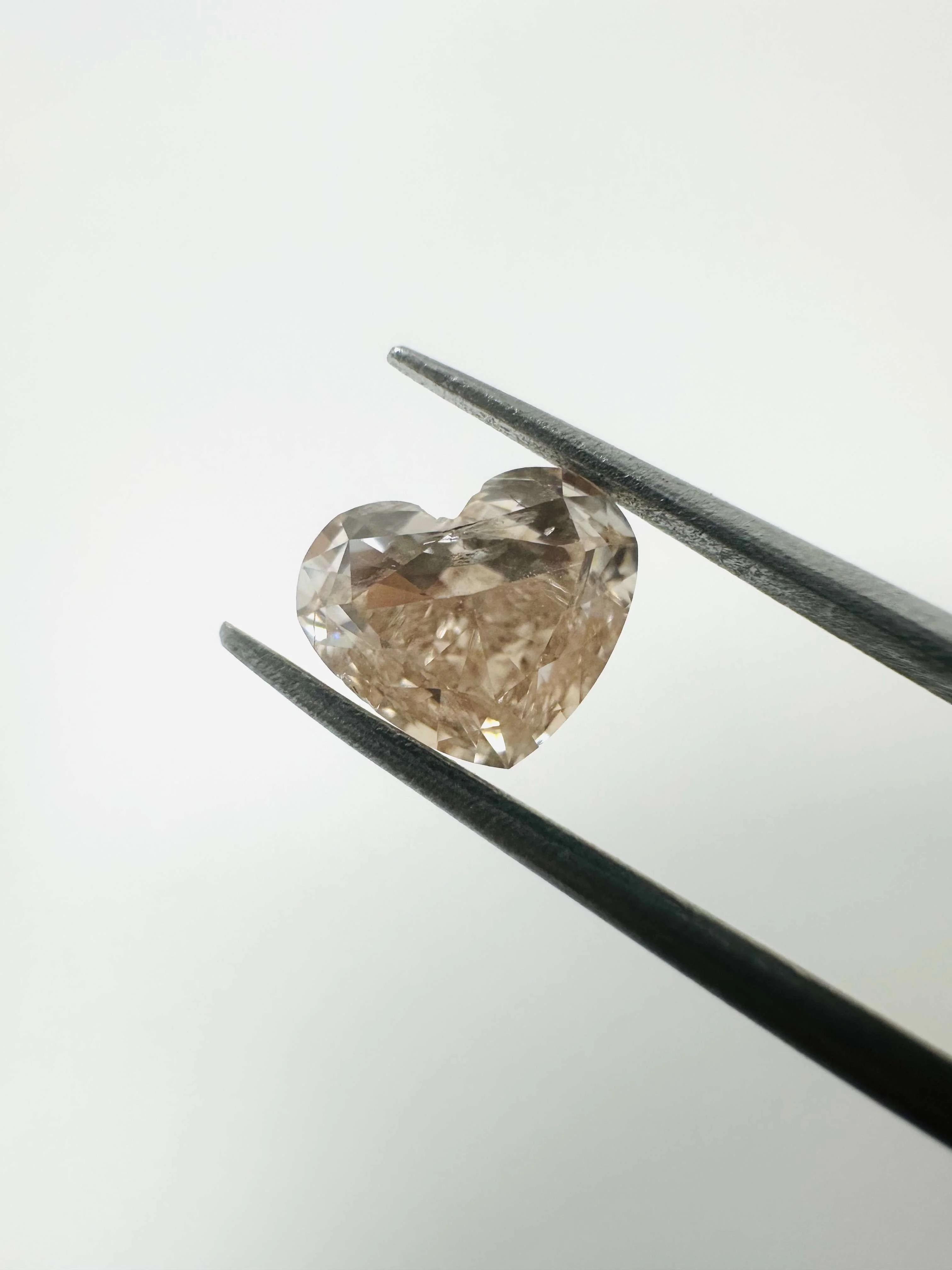 1 カラット ハート ファンシー ピンク ブラウン I1 天然 ダイヤモンド